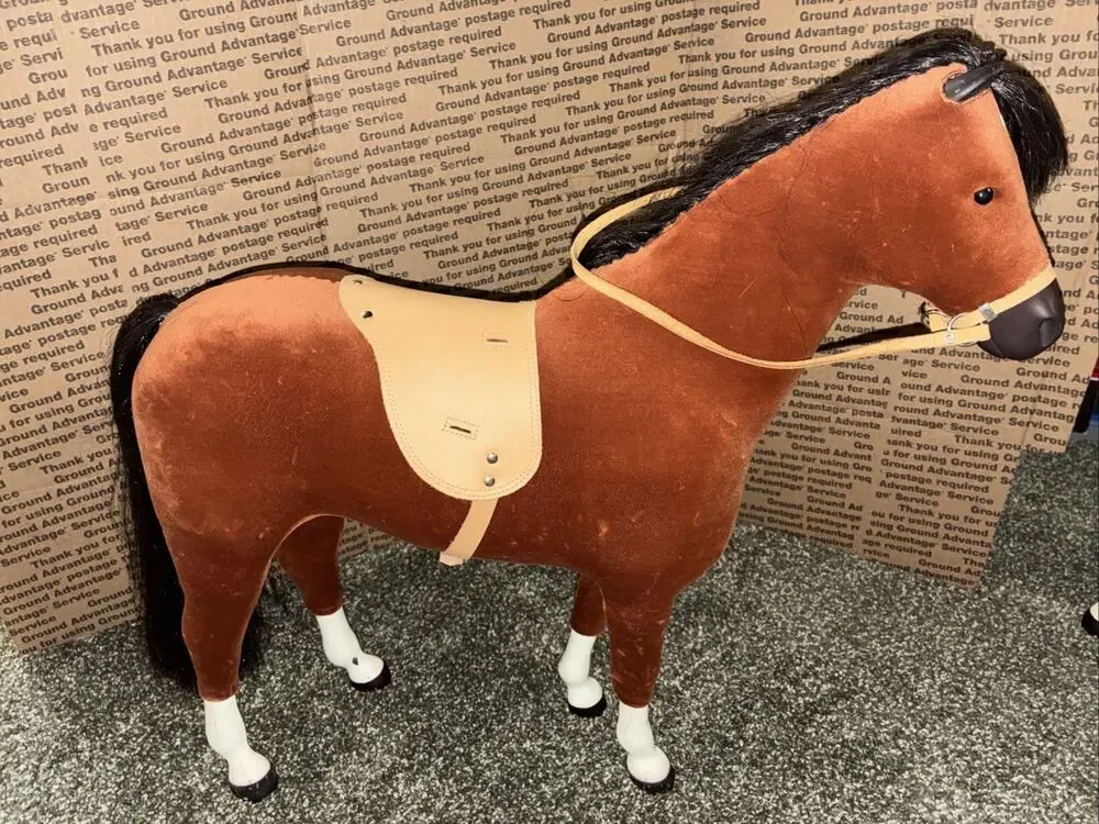 18 In American Girl Brown Horse with Saddle & Bridle Vintage